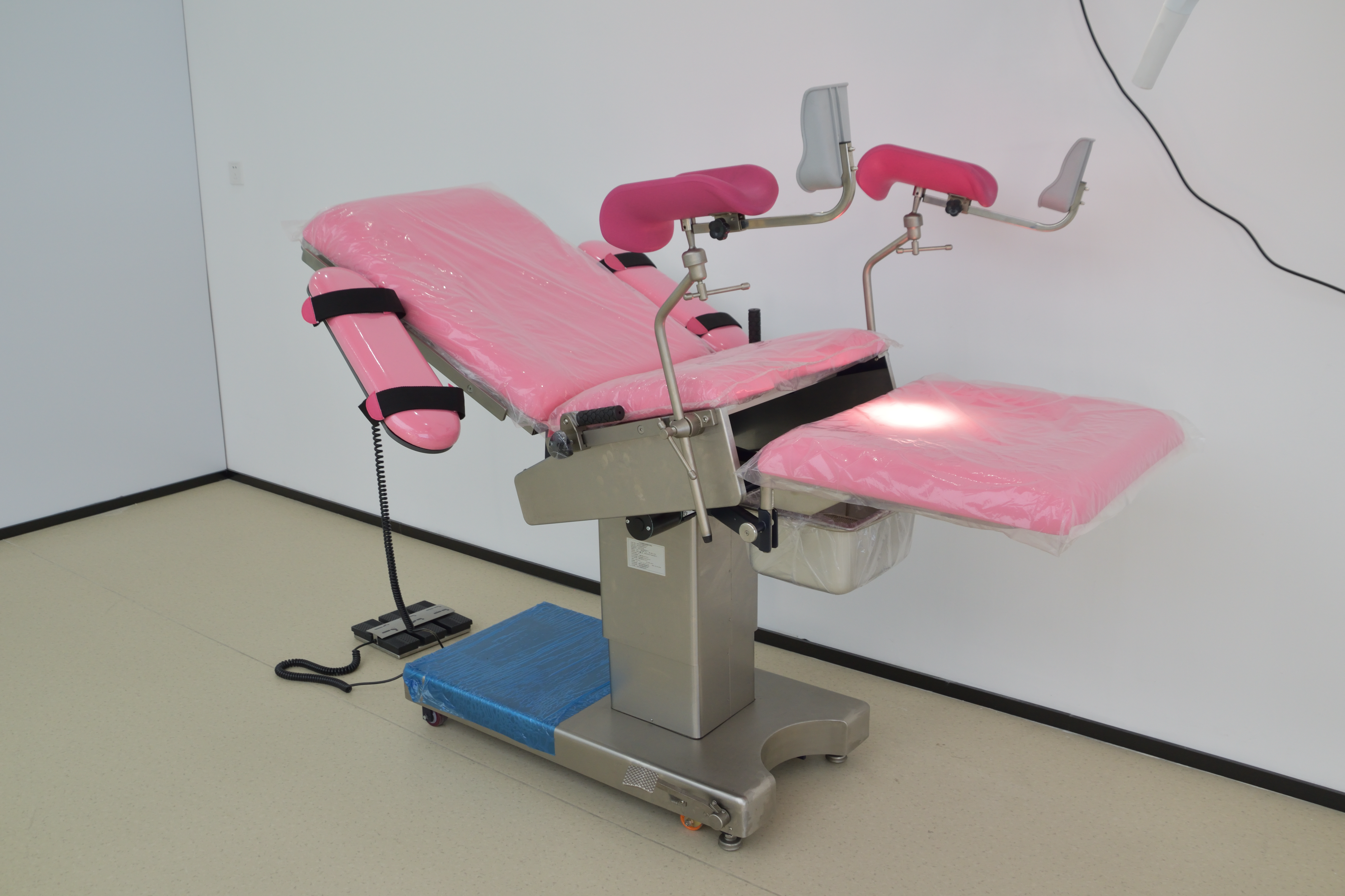 Table obstétricale électrique DS-II(F)